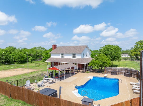 129 Lemley Lane, Waco, TX 76705