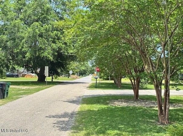 Gladstone Street, Waveland, MS 39576