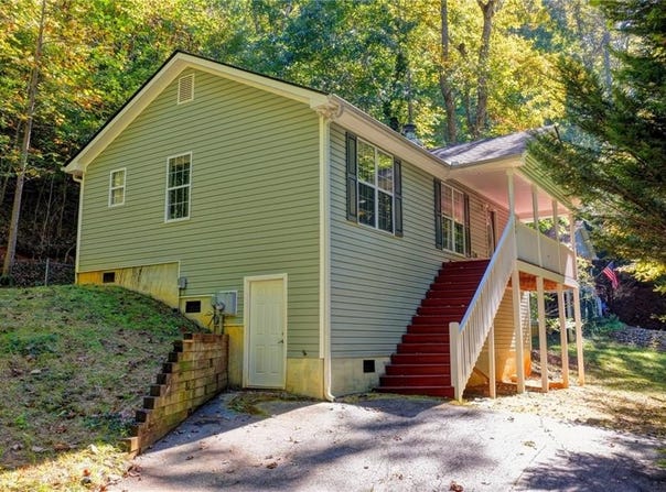 148 Chestatee Drive, Dahlonega, GA 30533