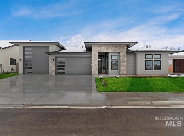 1642 W Deadwood St, Eagle, ID 83616