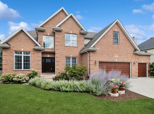 2647 Lupine Circle, Naperville, IL 60564