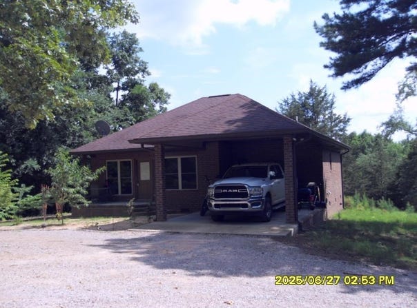 5365 SARDIS Dr, Hickory Valley, TN 38068