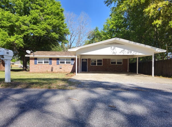 101 Blaylock Street, Crestview, FL 32539