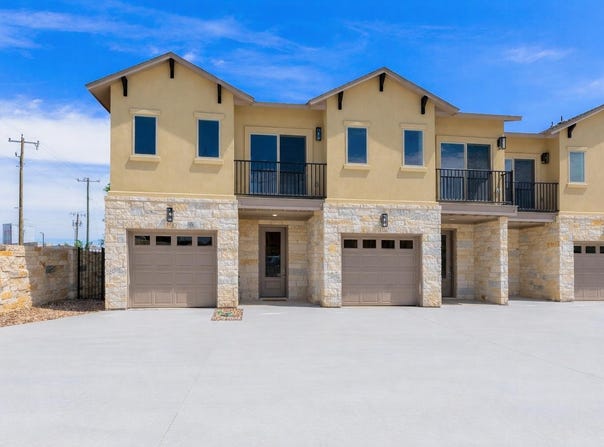 100 Tesla Cir, Round Rock, TX 78681