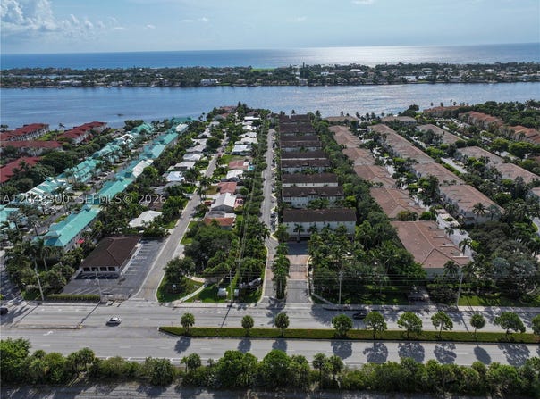 132 Ocean Cay Way, Hypoluxo, FL 33462