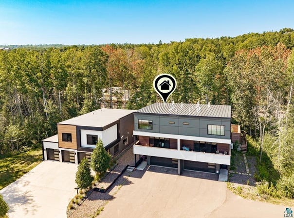 3629 London Rd, Duluth, MN 55804