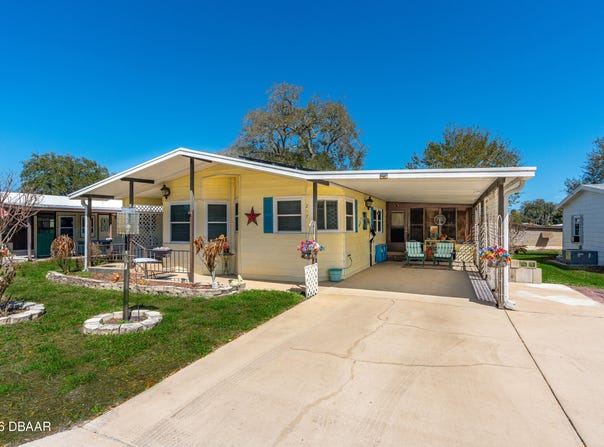 217 Schooner Avenue, Edgewater, FL 32141