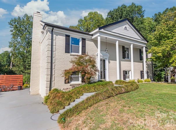 610 Ridgeway Drive, Belmont, NC 28012