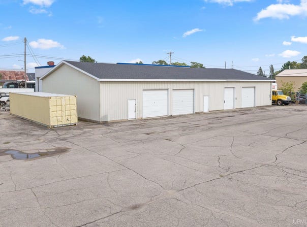 1807 7TH AVE N, Escanaba, MI 49829
