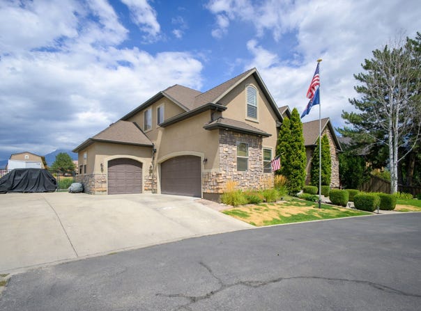 1442 S MAIN St, Orem, UT 84058