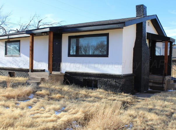 903 E 4TH Street, Panhandle, TX 79068-1997