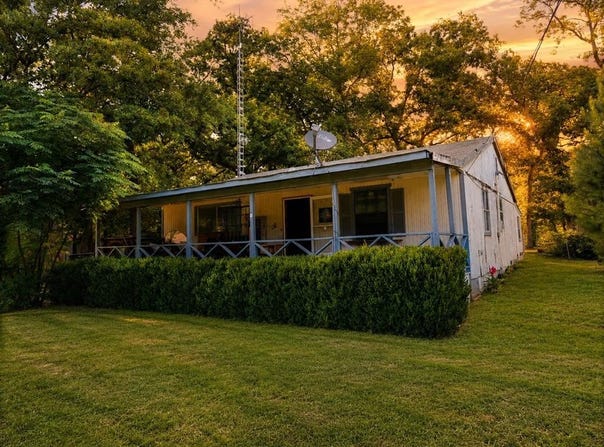 124 W Cedar Lane, Murchison, TX 75778