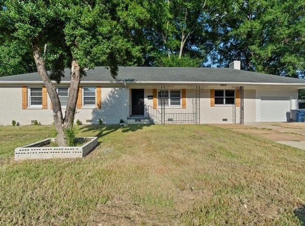 1692 CORNELIA Dr, Memphis, TN 38117