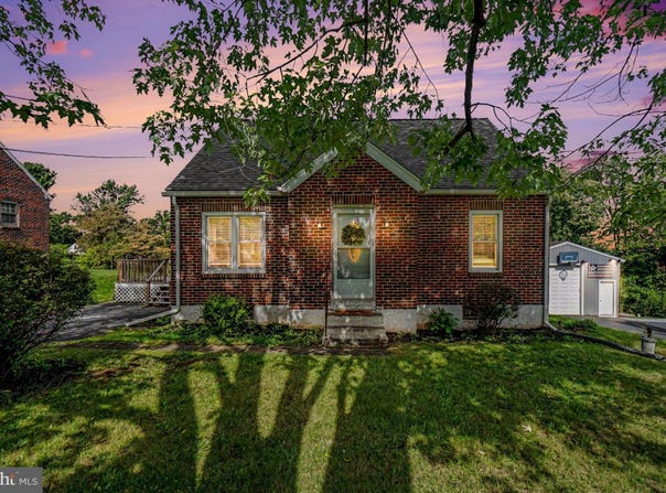 862 ENGLESVILLE HILL Road, BOYERTOWN, PA 19512