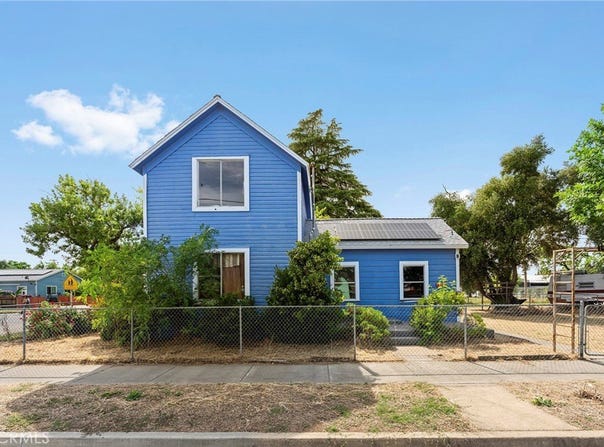 818 6th Avenue, Corning, CA 96021