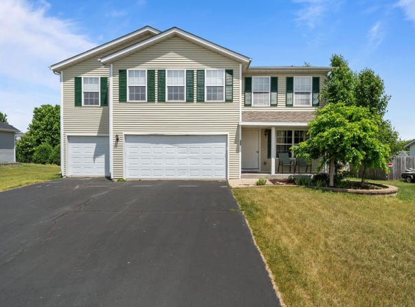 663 Ashleigh Lane, ROSCOE, IL 61073