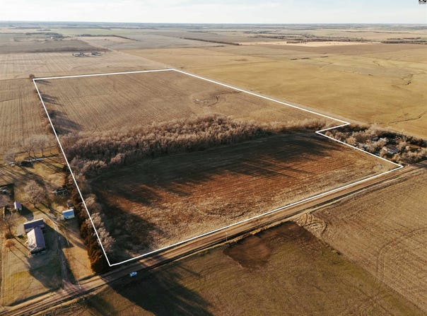 E Ave Q, Lyons, KS 67554