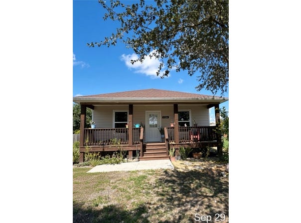 Woodsboro, TX 78393