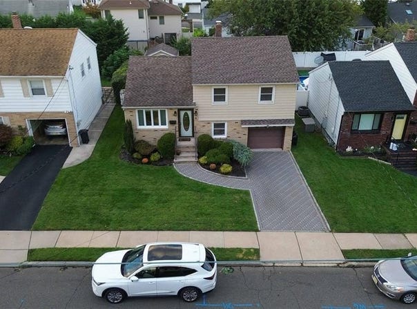 8 Vanderbilt Place, North Arlington, NJ 07031