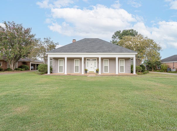 529 COUNTY DOWNS Road, Montgomery, AL 36109