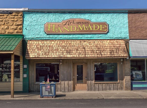 414 Main Street, Leslie, AR 72645