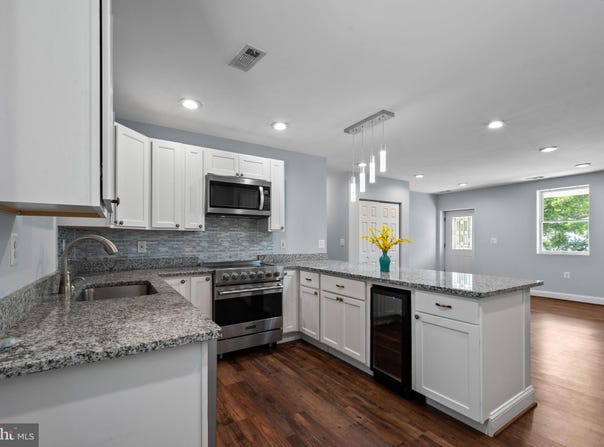 1342 EDNA Road, PASADENA, MD 21122