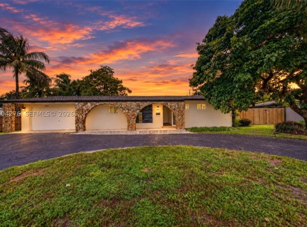 222 SW 58th Ave, Plantation, FL 33317