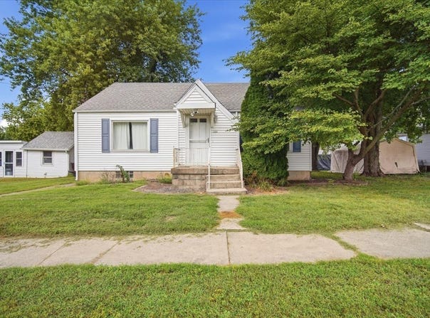 306 E Columbia Street, Danvers, IL 61732