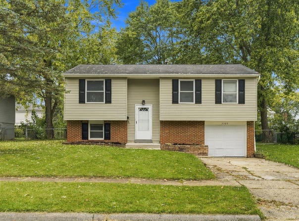 3385 Castleton Street, Grove City, OH 43123