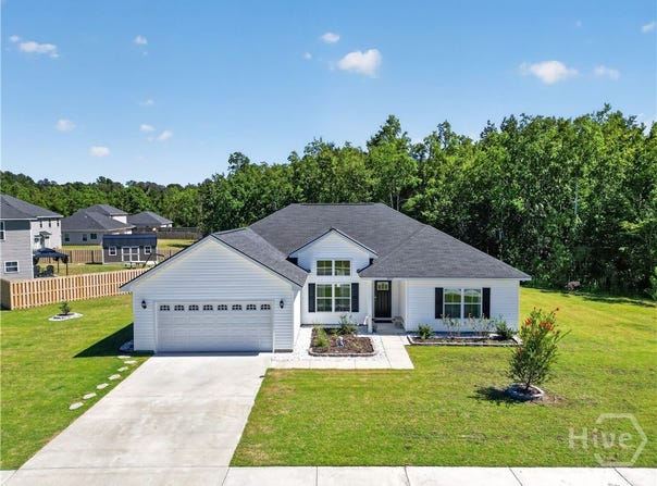 937 Meloney Drive, Hinesville, GA 31313