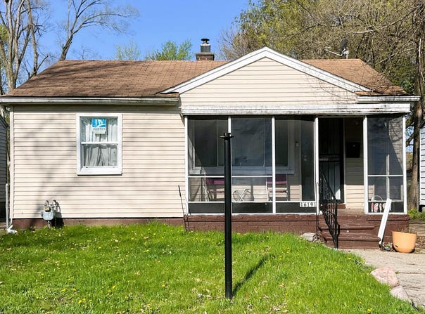 16191 Salem, Detroit, MI 48219