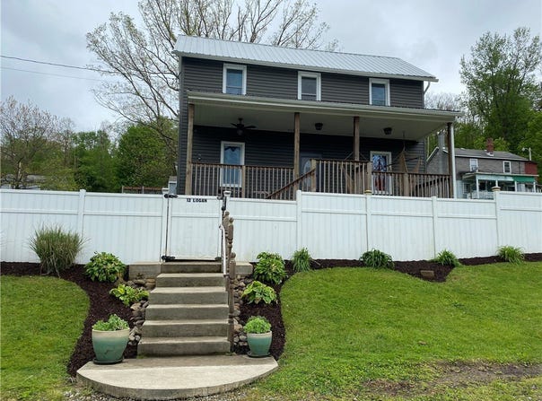 12 Logan St., Ohiopyle, PA 15470