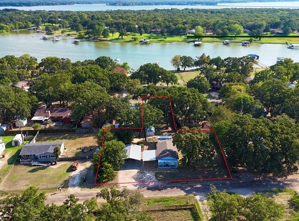 9669 Lakeland Loop, Quinlan, TX 75474