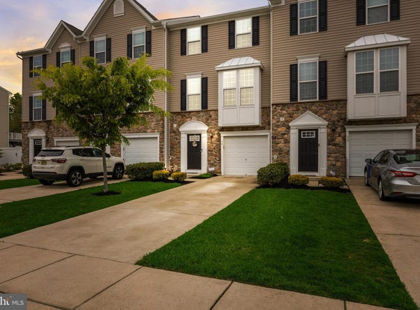 70 BENFORD, EDGEWATER PARK, NJ 08010