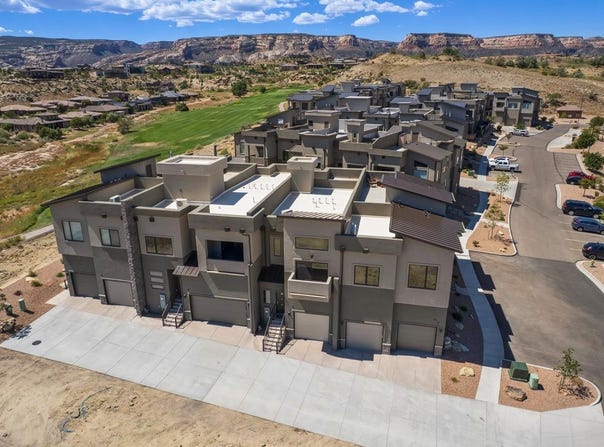 392 W Ridges Boulevard, Grand Junction, CO 81507