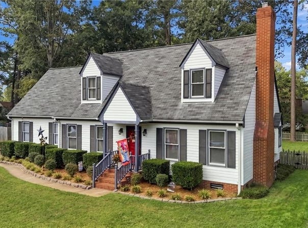 708 Wimbley Lane, Chesapeake, VA 23322