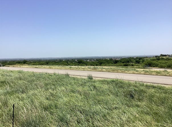 917 SanJacinto Drive, Aledo, TX 76008