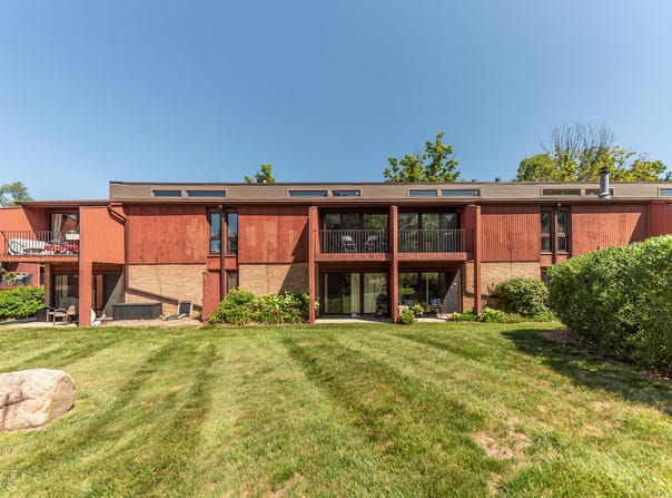 2405 Packard Road, Ann Arbor, MI 48104