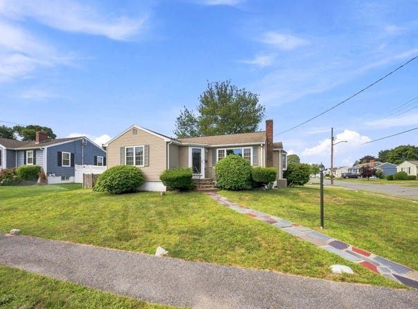 6 Evans Road, Stoneham, MA 02180