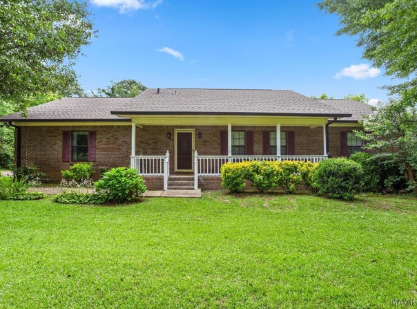 200 Mae Street, Clanton, AL 35045