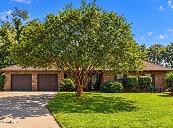 149 Lake View Circle, Brunswick, GA 31525