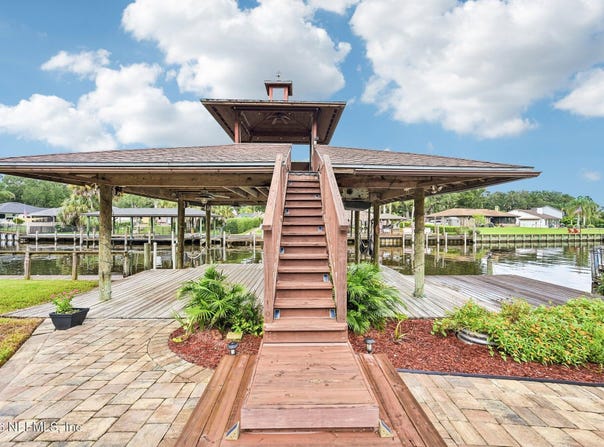 331 OAK Drive S, Fleming Island, FL 32003
