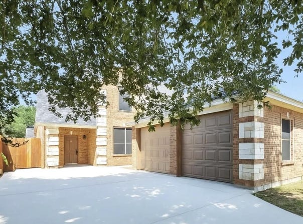 619 Comal Ave, Fort Worth, TX 76108