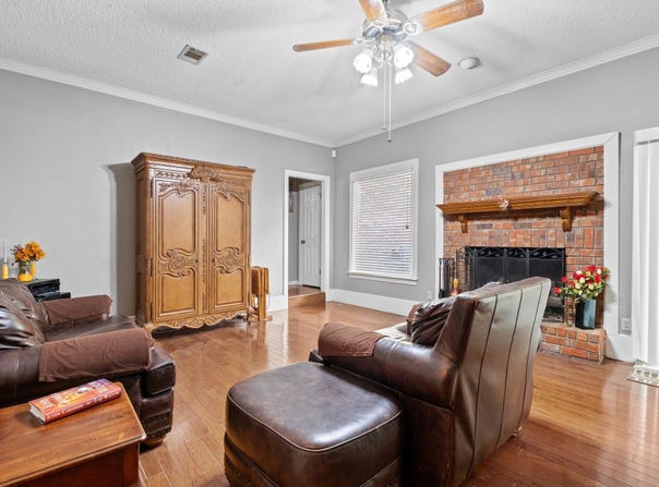 3076 DEE ANN Dr, Memphis, TN 38119