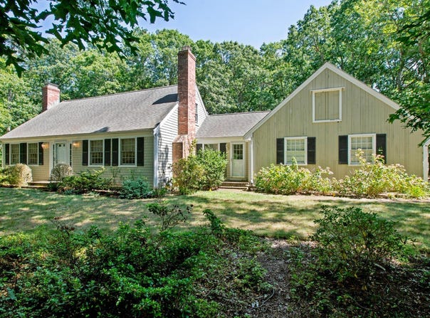 286 Midpine Road, Cummaquid, MA 02630