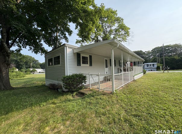 42 Grandview Circle, Mansfield, CT 06268