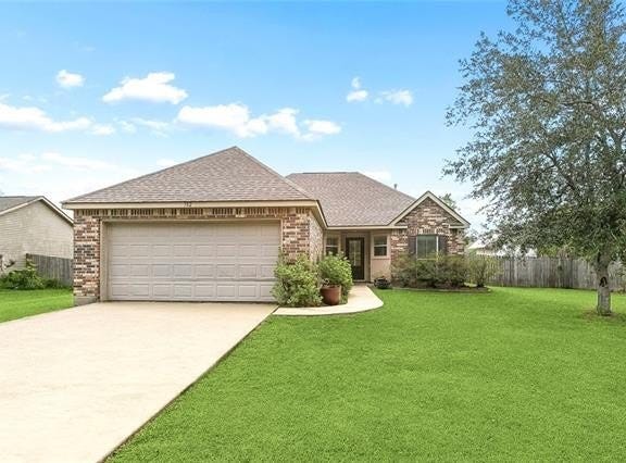 782 STRAWBERRY FIELDS Lane, Ponchatoula, LA 70454
