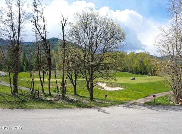 110 Commonwealth Ct, Kellogg, ID 83837