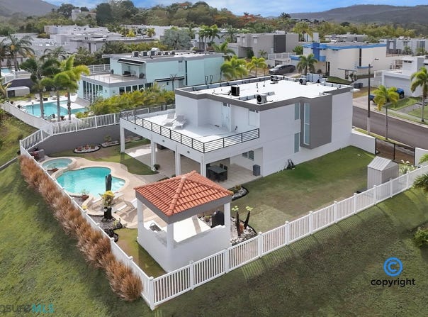 Bairoa, Caguas, PR 00725
