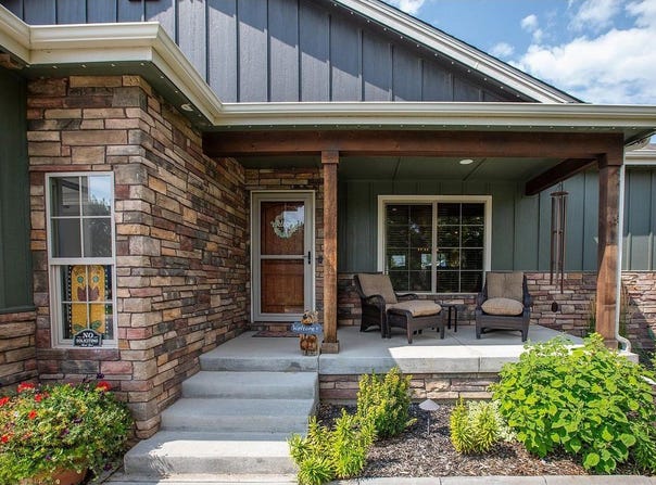 644 W Park Ave, Johnstown, CO 80534